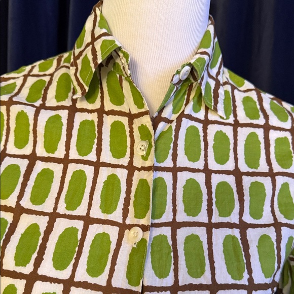 Chic Green and Brown Patterned Button Down Shirt - Picture 2 of 4